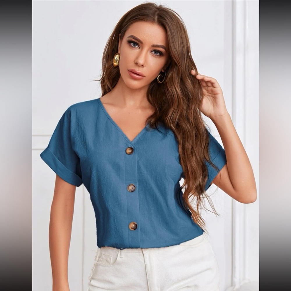 SHEIN V-neck Cuffed Sleeve Button Placket Blouse (M)